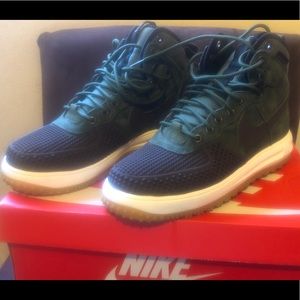 Nike Men’s Sneakers